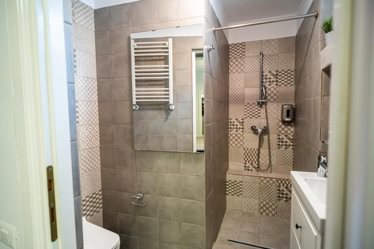 Cozy Apartments Near Calea Victoriei 부쿠레슈티 외부 사진