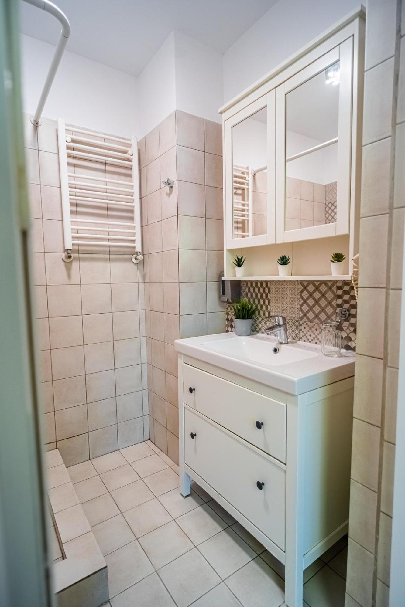 Cozy Apartments Near Calea Victoriei 부쿠레슈티 외부 사진