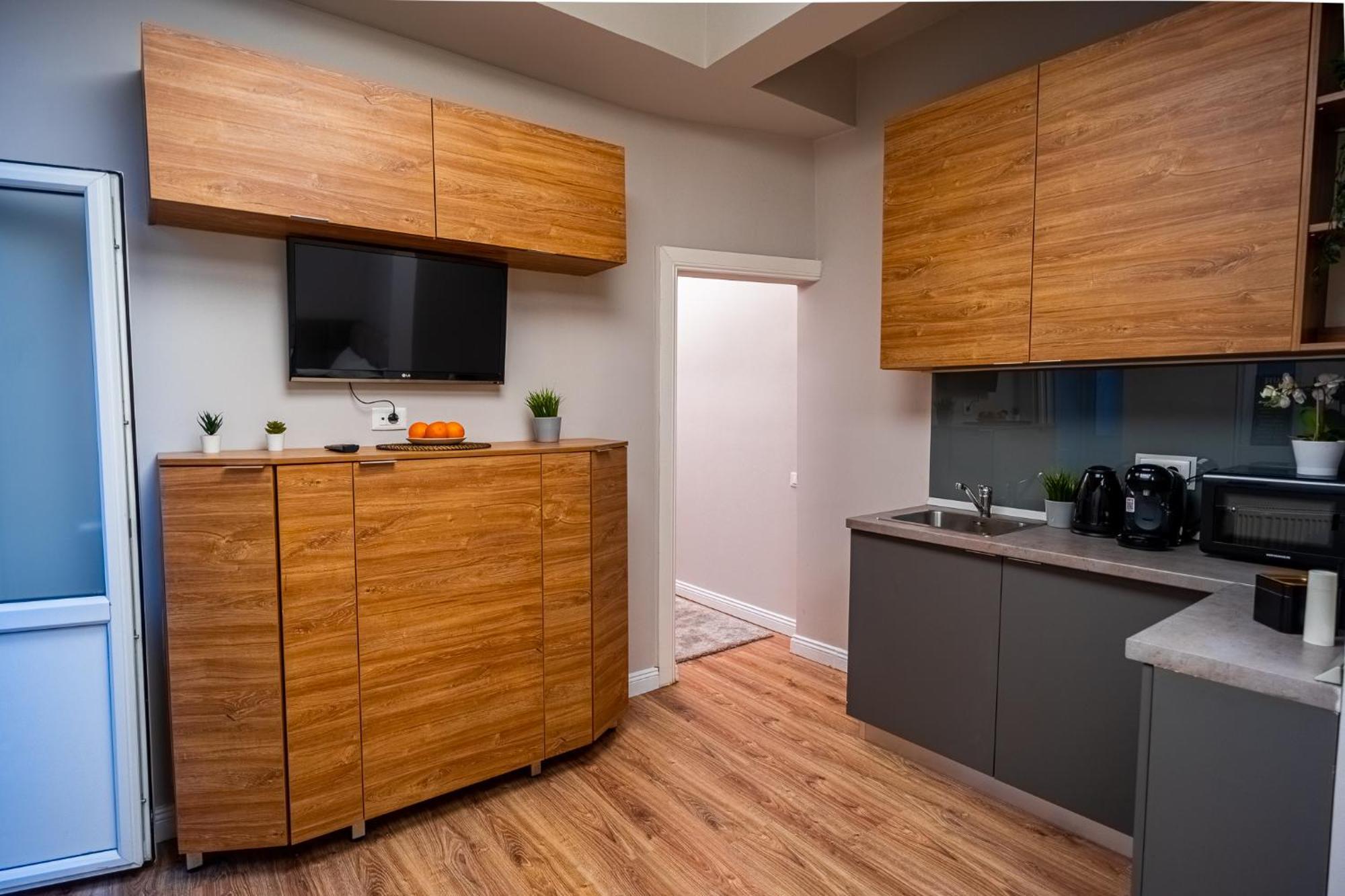 Cozy Apartments Near Calea Victoriei 부쿠레슈티 외부 사진