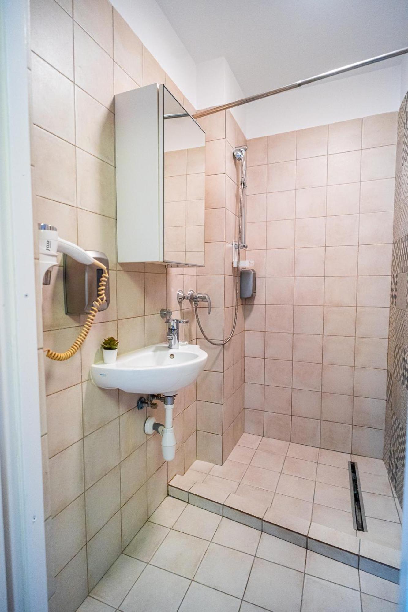 Cozy Apartments Near Calea Victoriei 부쿠레슈티 외부 사진