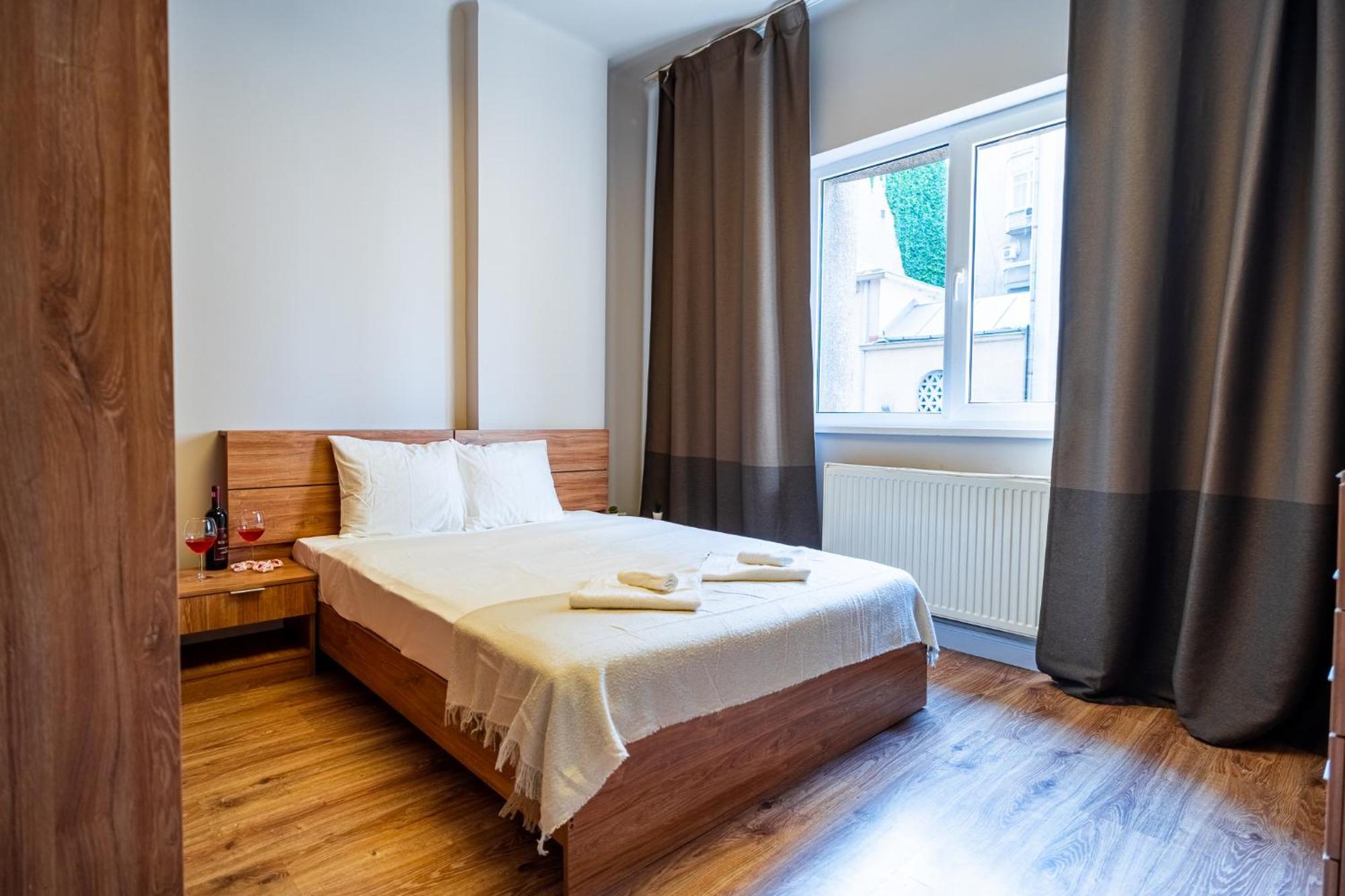Cozy Apartments Near Calea Victoriei 부쿠레슈티 외부 사진